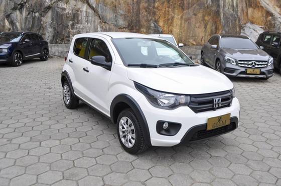 FIAT MOBI 1.0 EVO FLEX LIKE. MANUAL FIAT MOBI 1.0 EVO FLEX LIKE. MANUAL